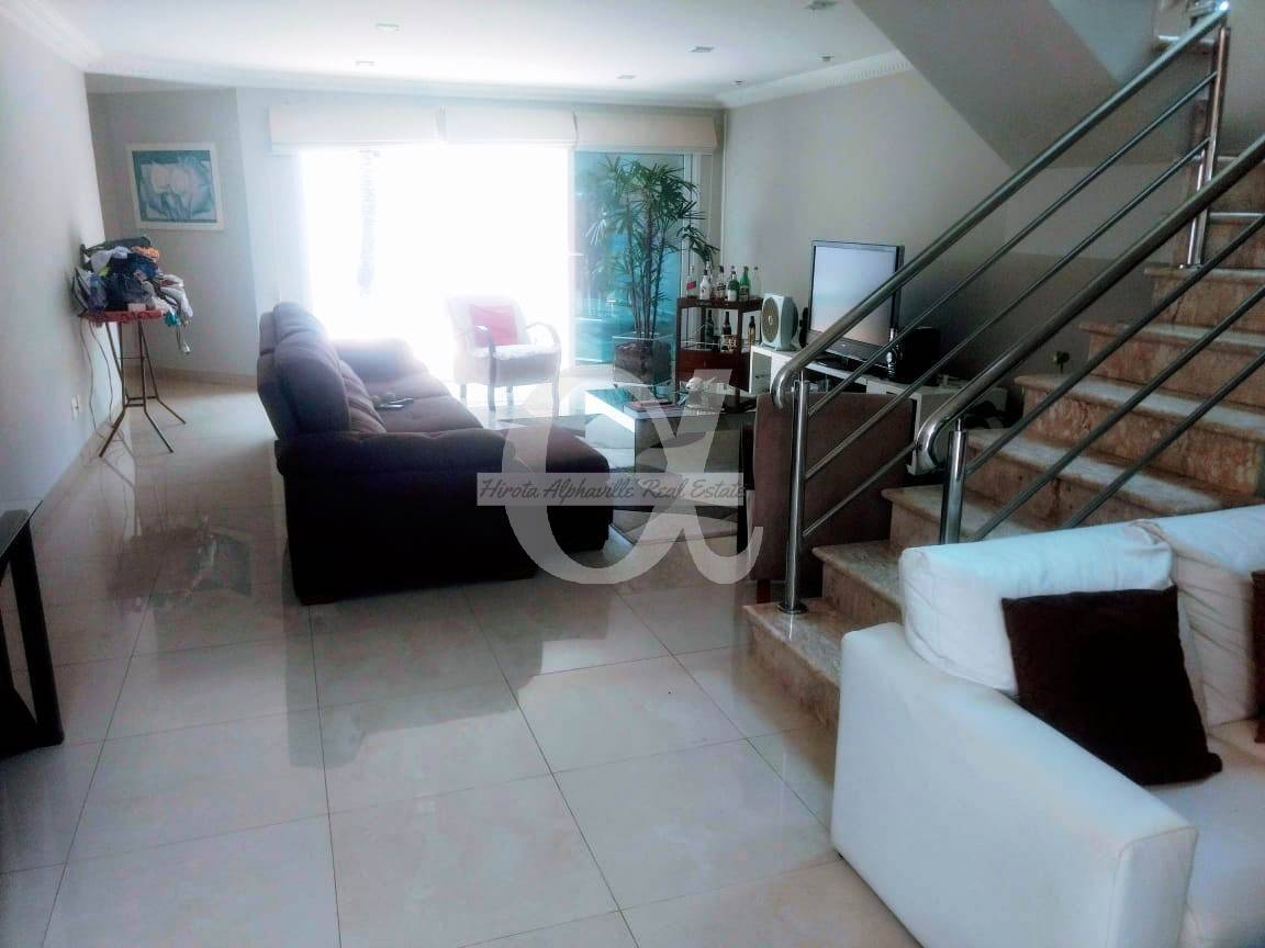 Casa à venda com 4 quartos, 305m² - Foto 2