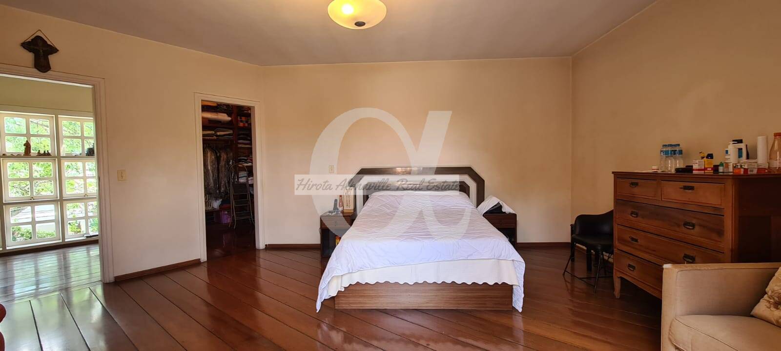 Casa à venda com 3 quartos, 380m² - Foto 11