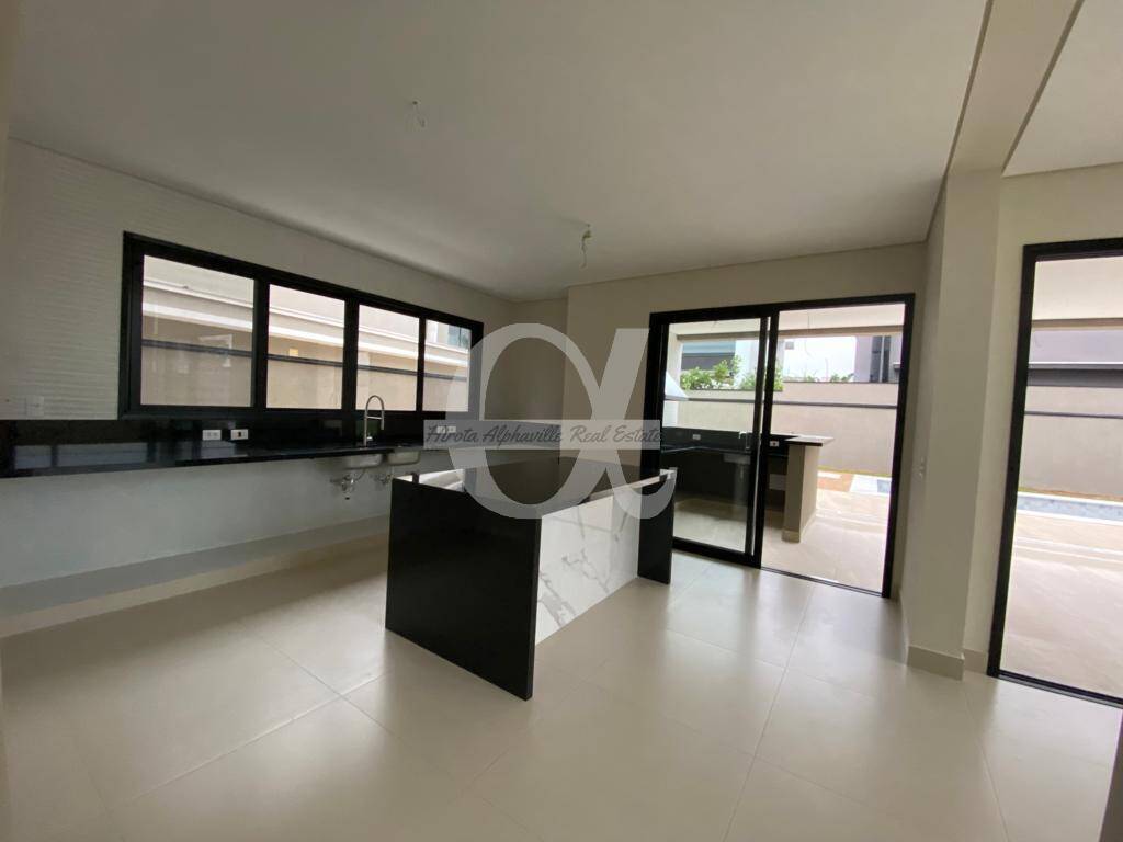 Casa à venda com 4 quartos, 365m² - Foto 5