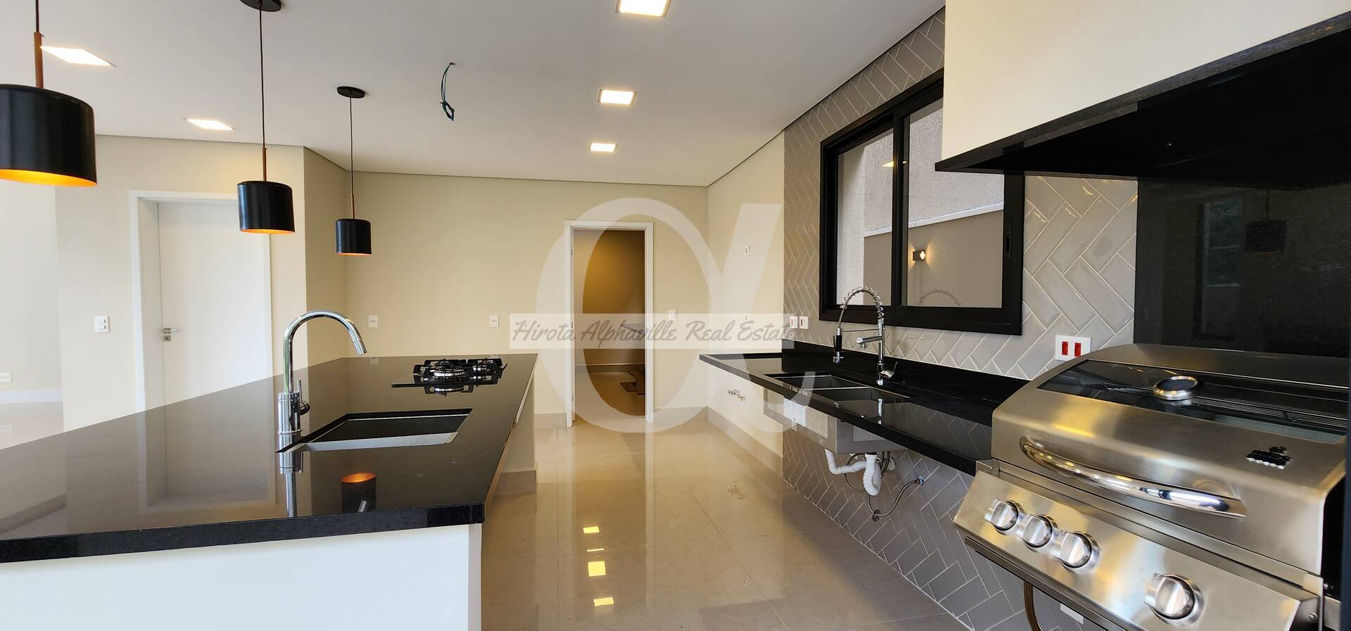 Casa à venda com 5 quartos, 302m² - Foto 9