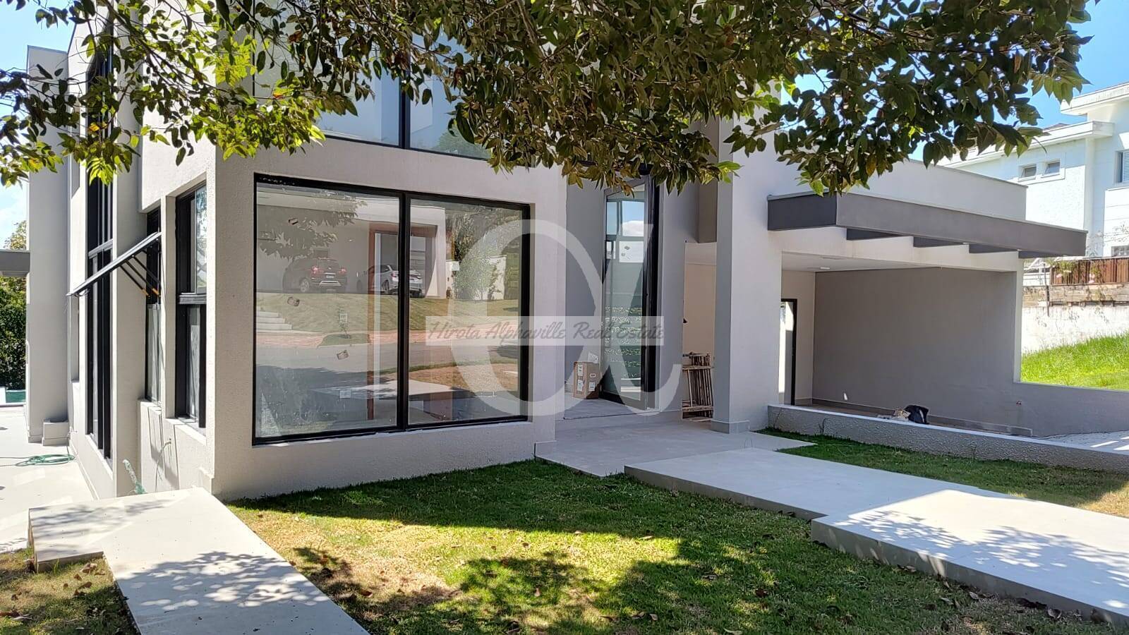 Casa à venda com 3 quartos, 320m² - Foto 4