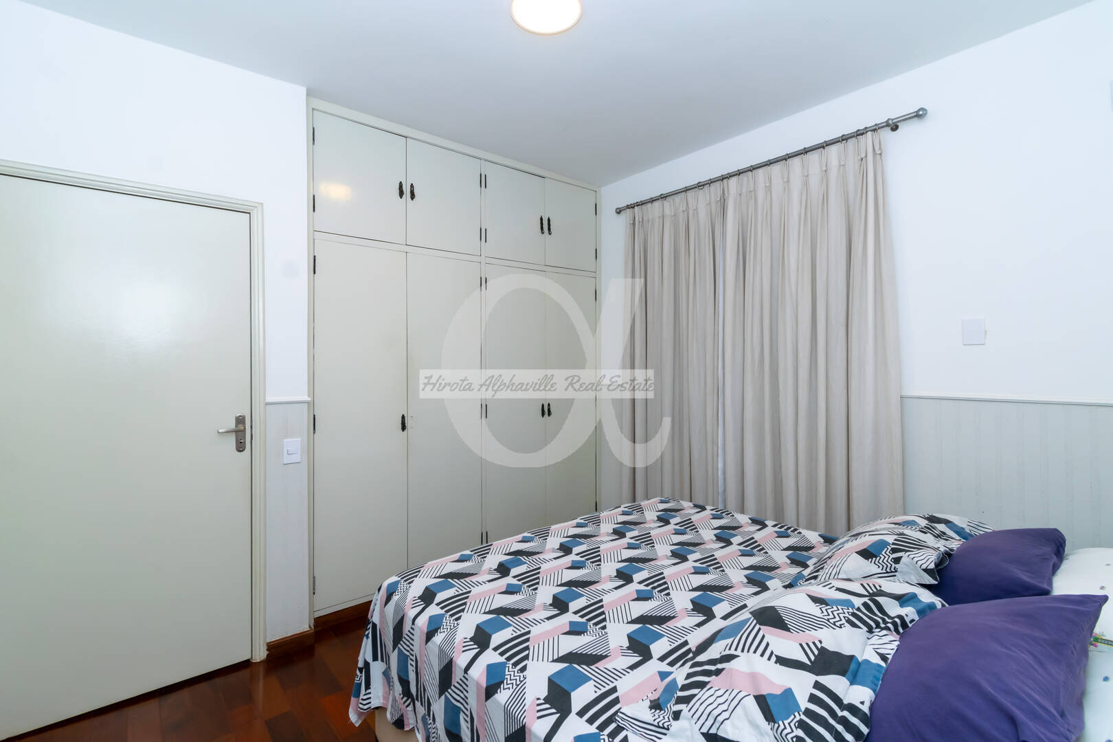 Casa à venda e aluguel com 4 quartos, 270m² - Foto 25