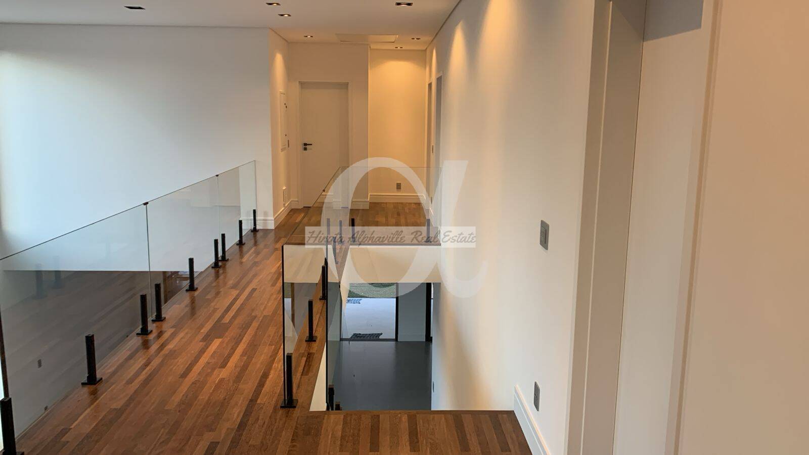 Casa à venda com 4 quartos, 399m² - Foto 2