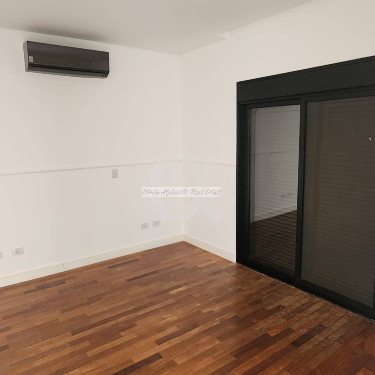 Casa à venda com 4 quartos, 440m² - Foto 14