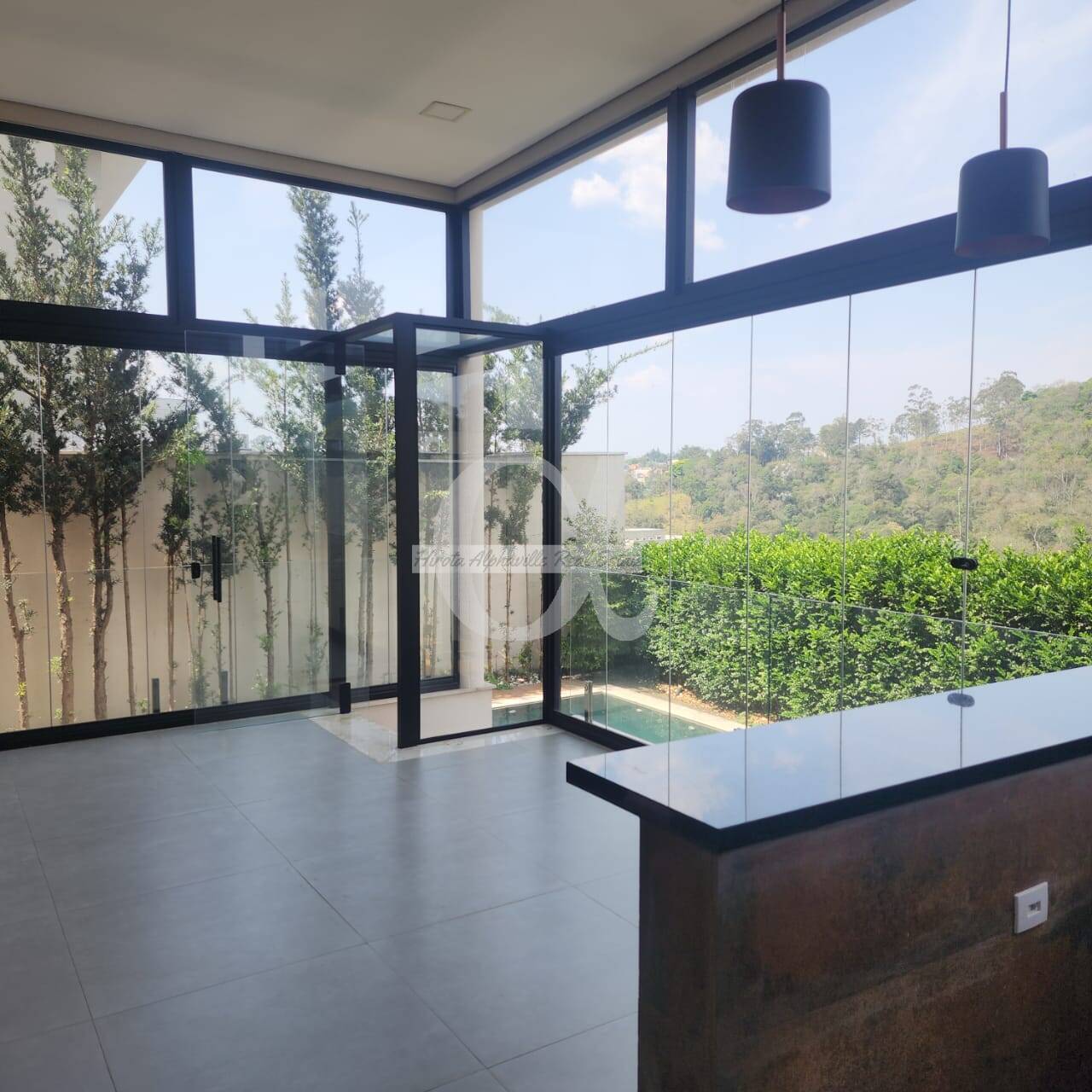 Casa à venda com 4 quartos, 440m² - Foto 3