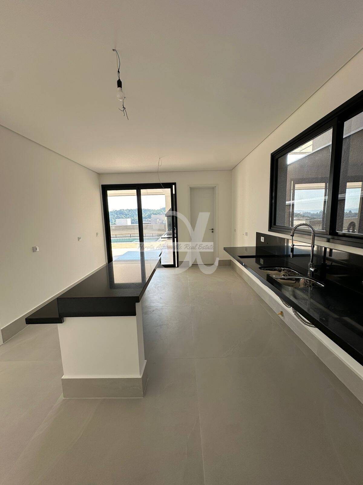 Casa à venda com 4 quartos, 439m² - Foto 5