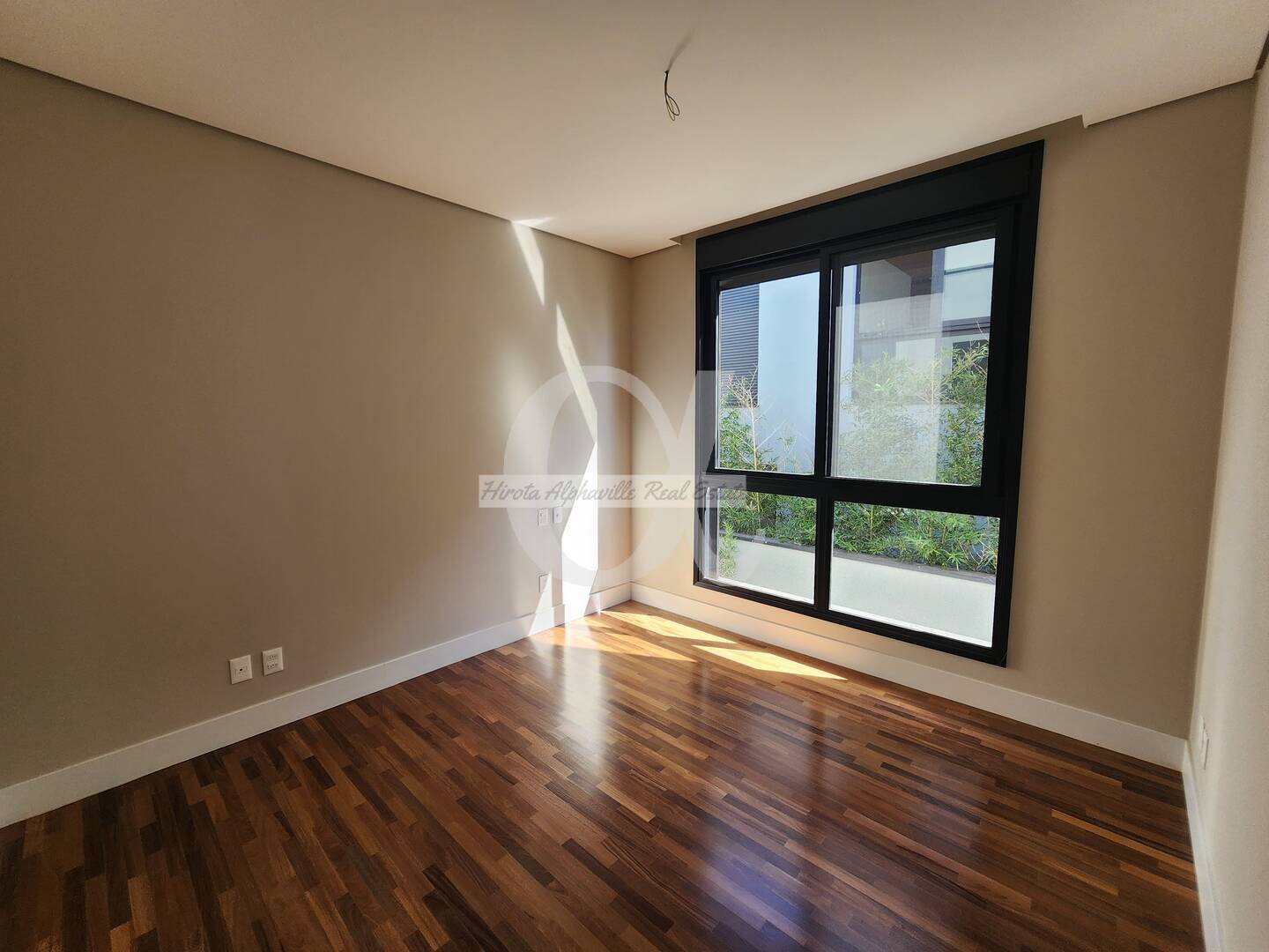 Casa à venda com 4 quartos, 550m² - Foto 16