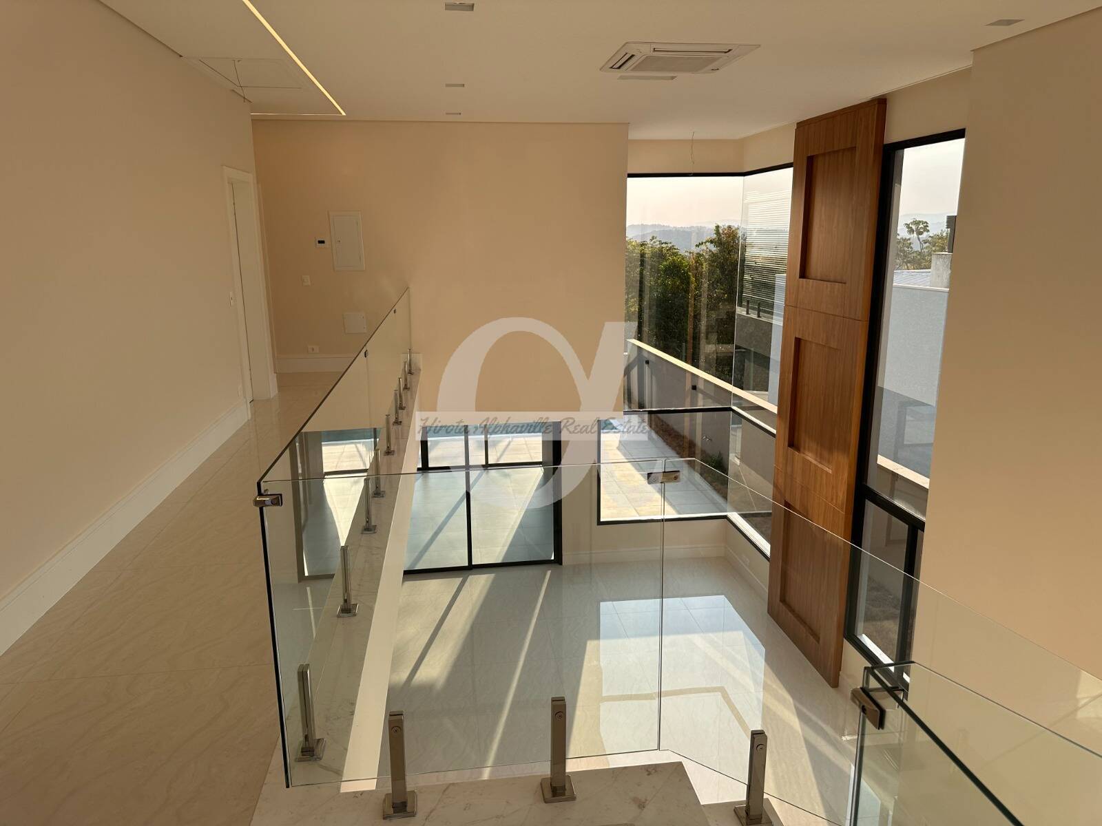 Casa à venda com 4 quartos, 482m² - Foto 1