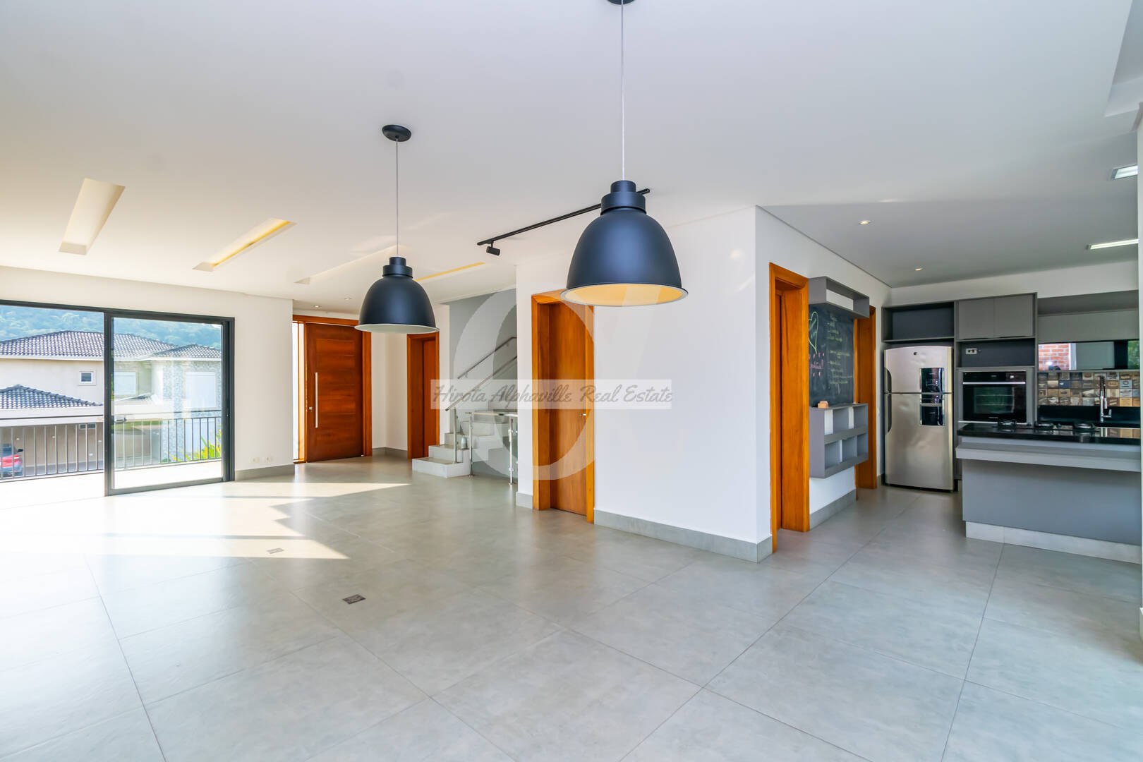 Casa à venda com 5 quartos, 336m² - Foto 10