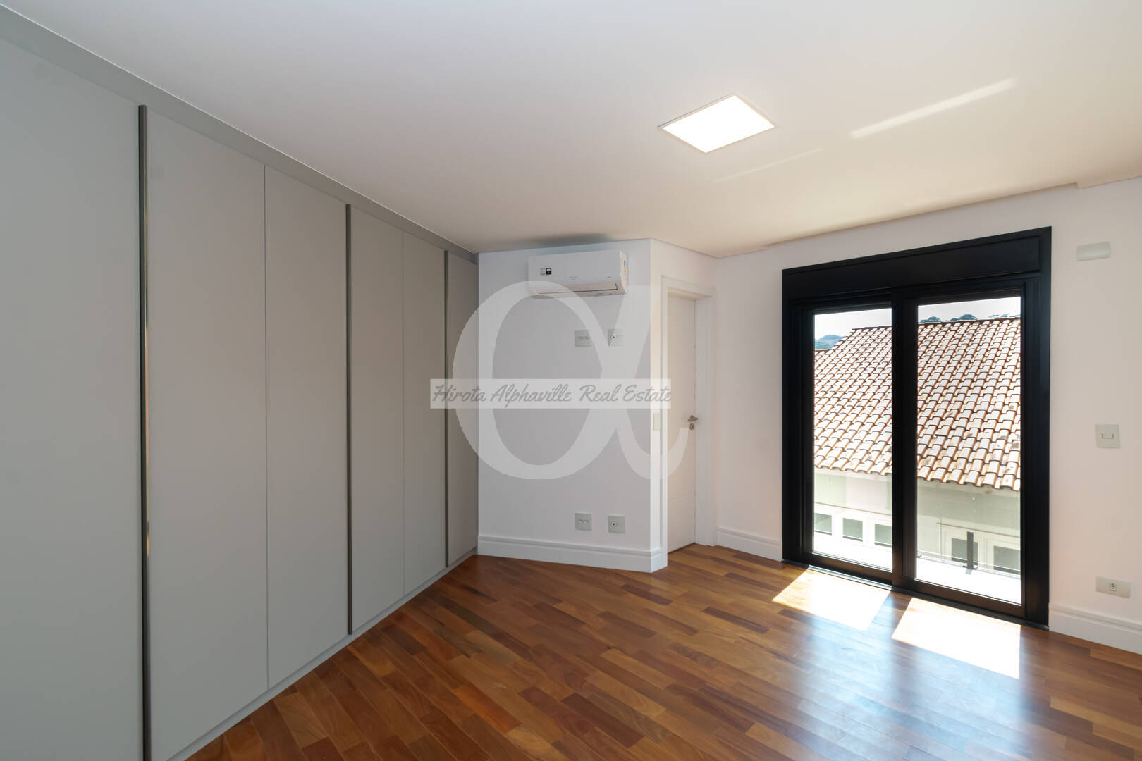 Casa à venda com 4 quartos, 640m² - Foto 58