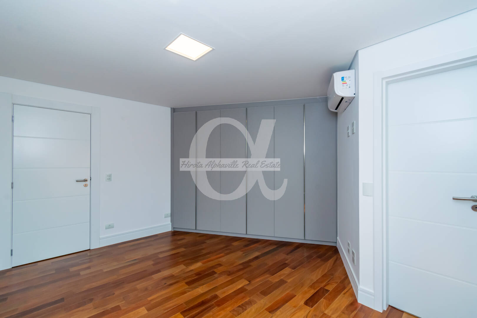 Casa à venda com 4 quartos, 640m² - Foto 59