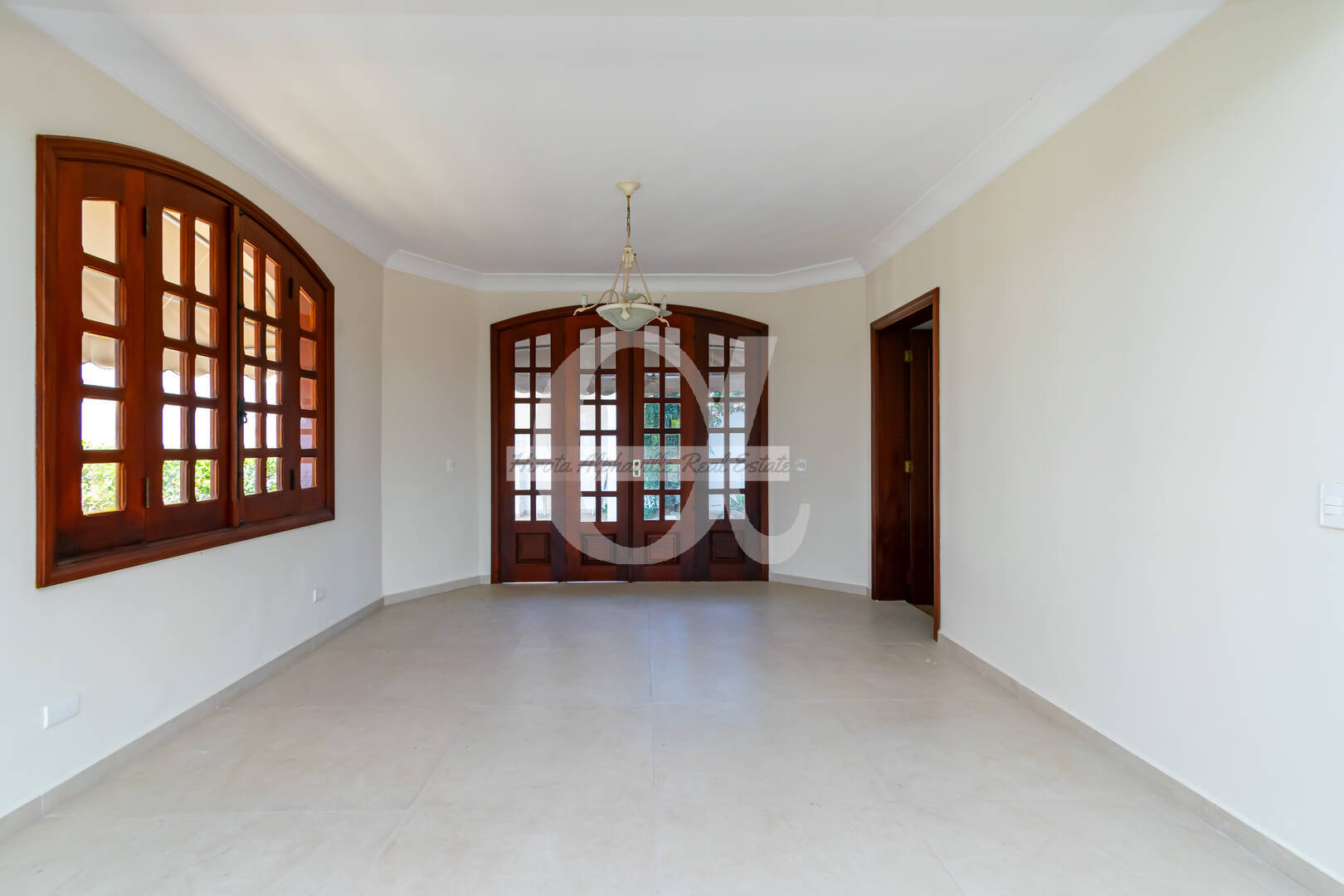 Casa à venda com 4 quartos, 620m² - Foto 11