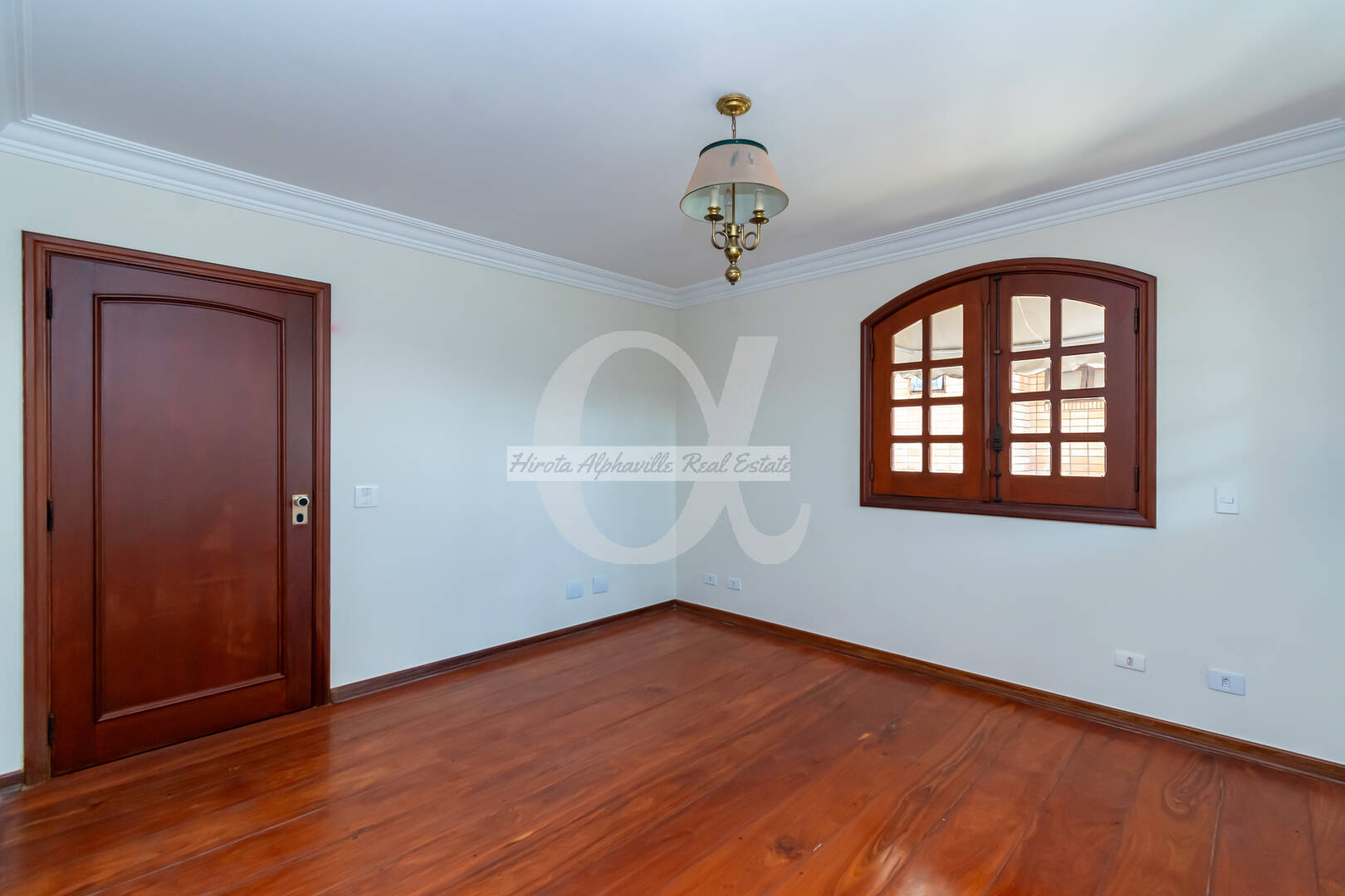 Casa à venda com 4 quartos, 620m² - Foto 13