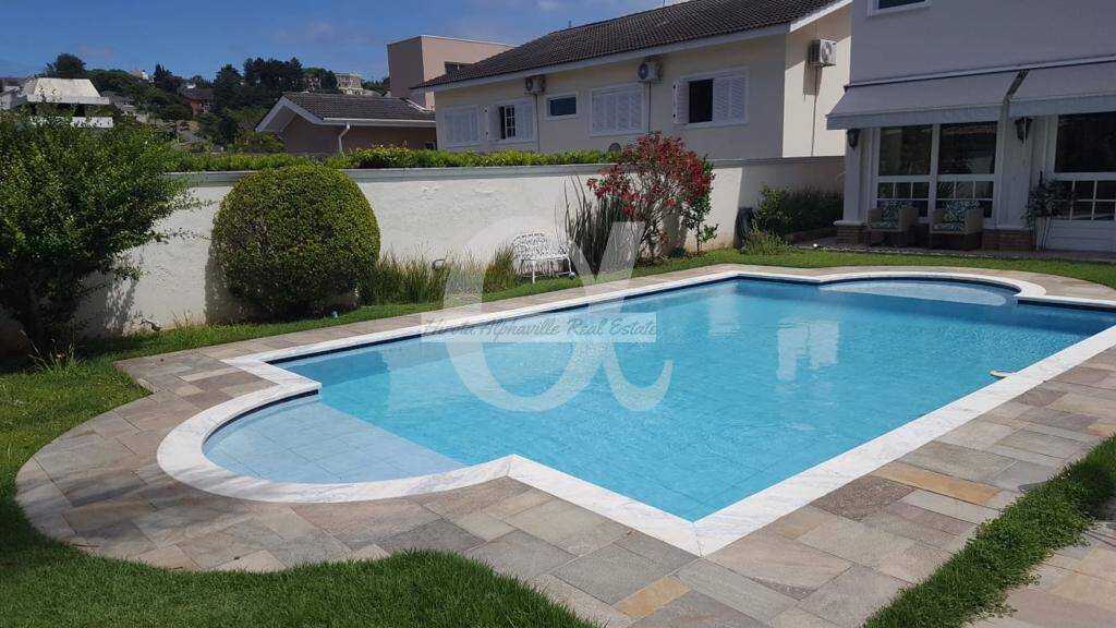 Casa à venda com 4 quartos, 560m² - Foto 2