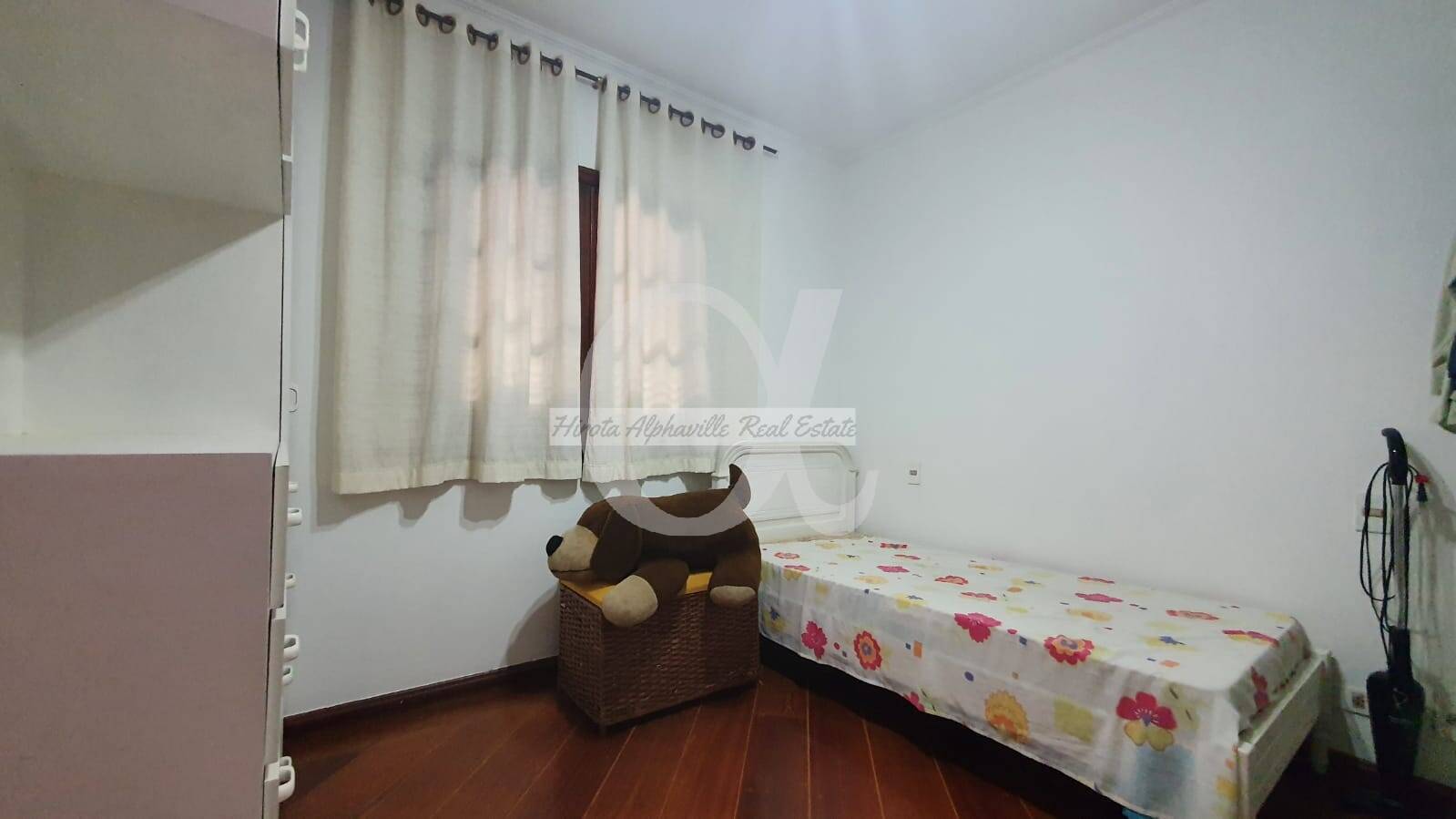 Casa à venda com 4 quartos, 300m² - Foto 14