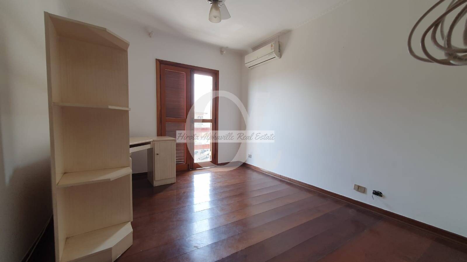 Casa à venda com 3 quartos, 300m² - Foto 14