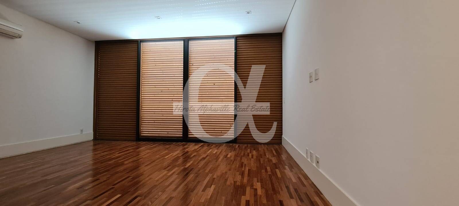 Casa à venda com 4 quartos, 730m² - Foto 17