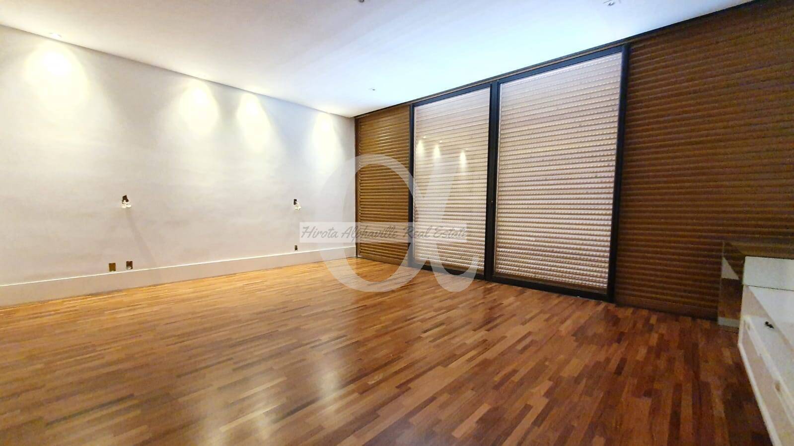 Casa à venda com 4 quartos, 730m² - Foto 35