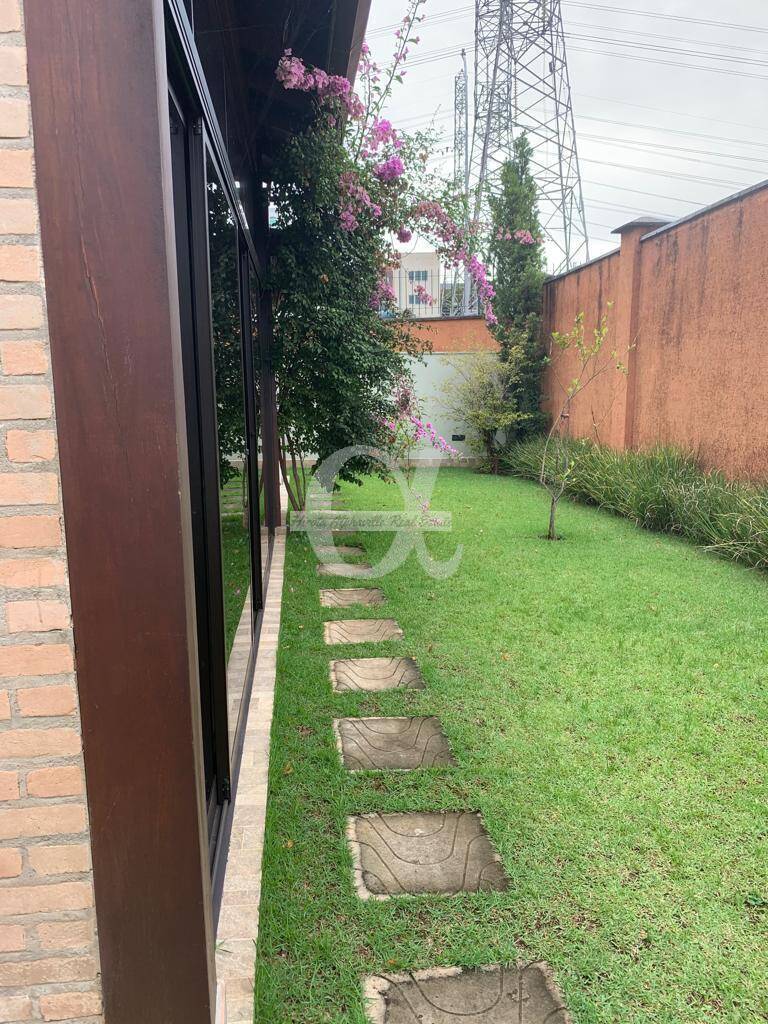 Casa à venda com 4 quartos, 300m² - Foto 14