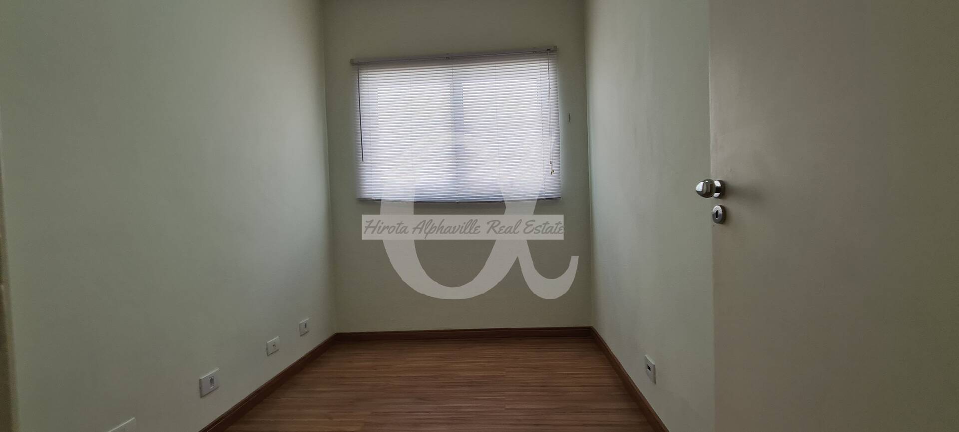 Casa para alugar com 2 quartos, 340m² - Foto 17