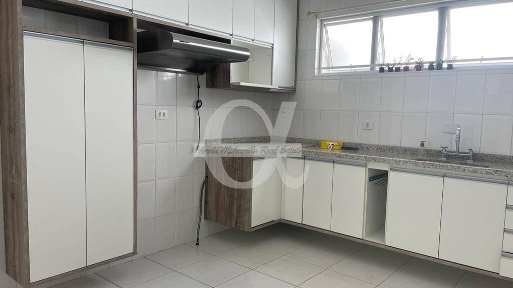 Casa para alugar com 2 quartos, 340m² - Foto 9