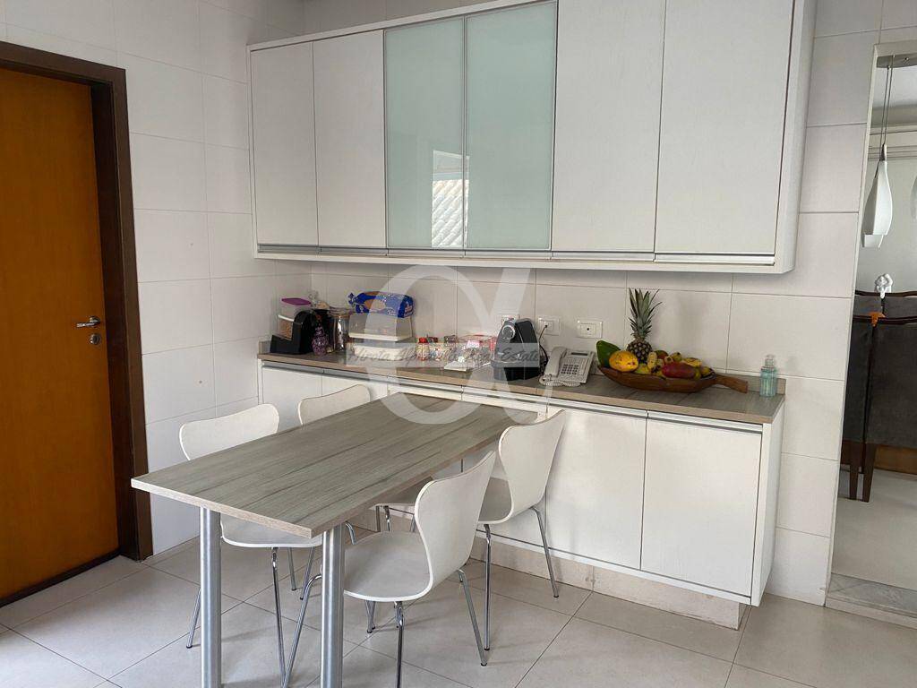 Casa à venda com 4 quartos, 270m² - Foto 12