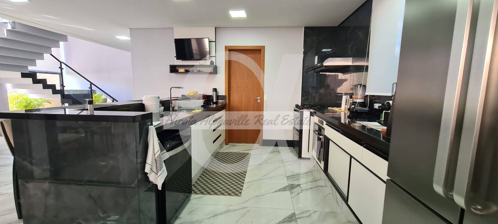 Casa à venda com 4 quartos, 440m² - Foto 13