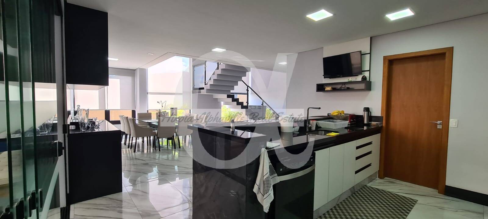 Casa à venda com 4 quartos, 440m² - Foto 14