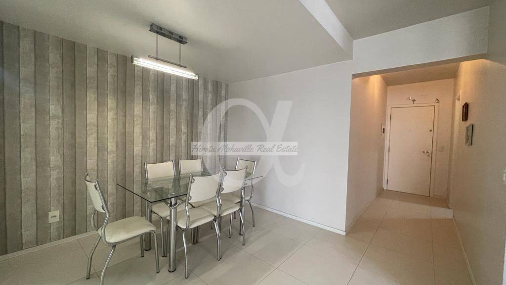 Apartamento para alugar com 2 quartos, 98m² - Foto 4