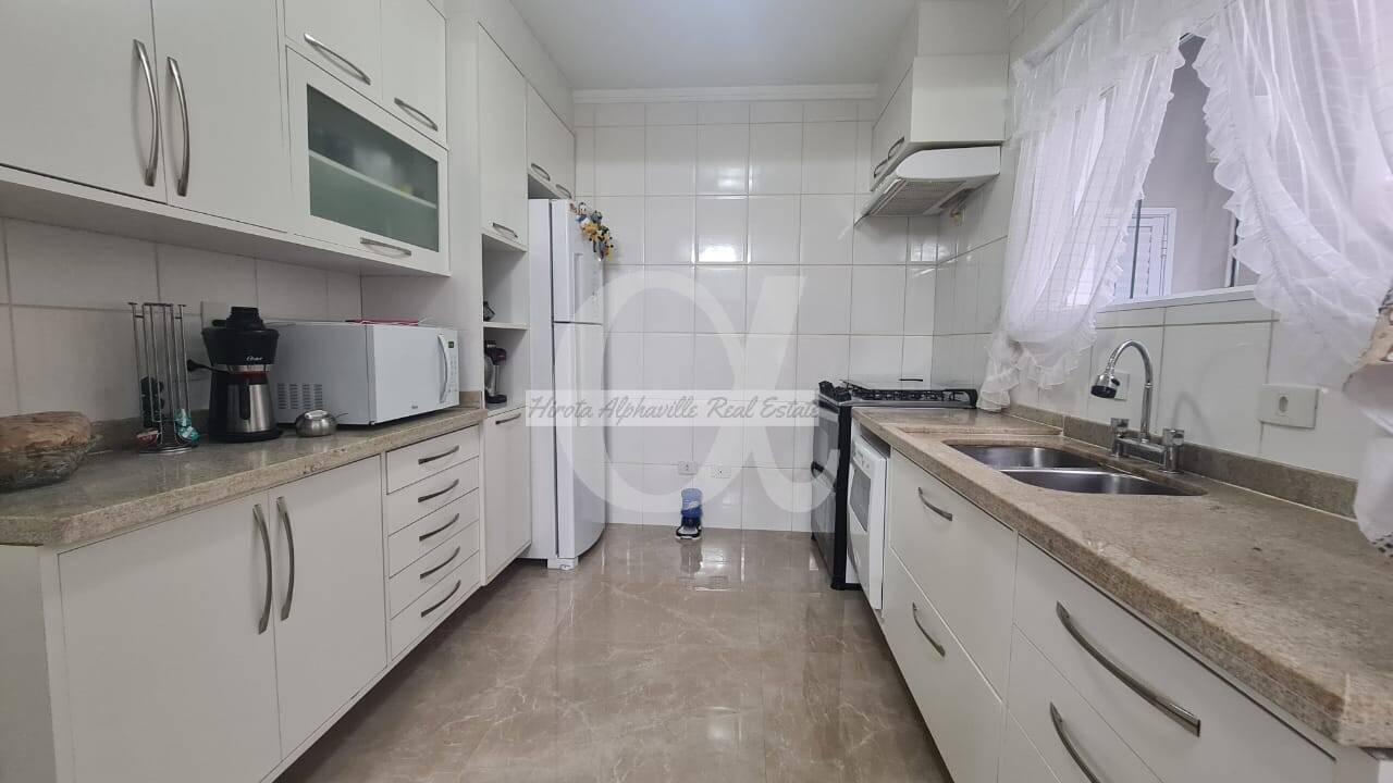 Casa à venda com 3 quartos, 290m² - Foto 11