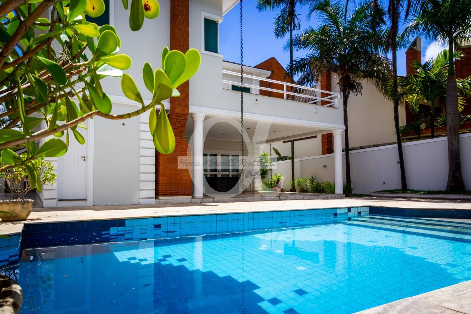 Casa à venda e aluguel com 5 quartos, 560m² - Foto 3