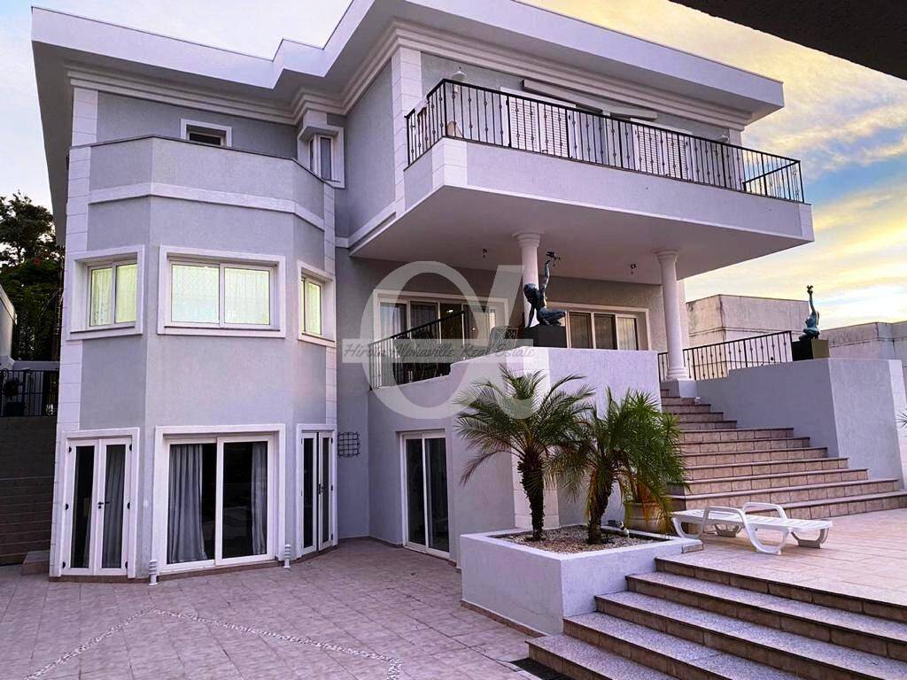 Casa à venda e aluguel com 6 quartos, 780m² - Foto 2